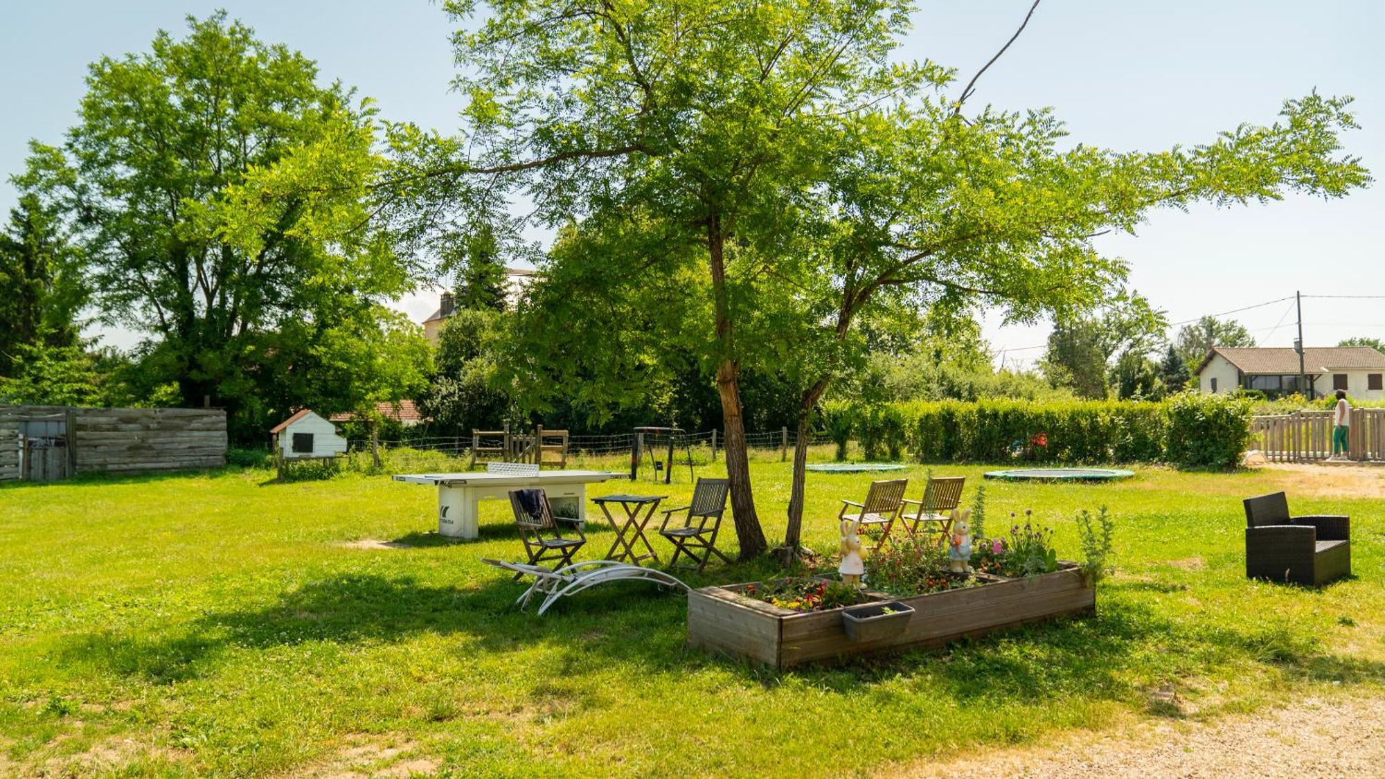 Village Toue Du Domaine Des Demoiselles Chassenard Екстериор снимка
